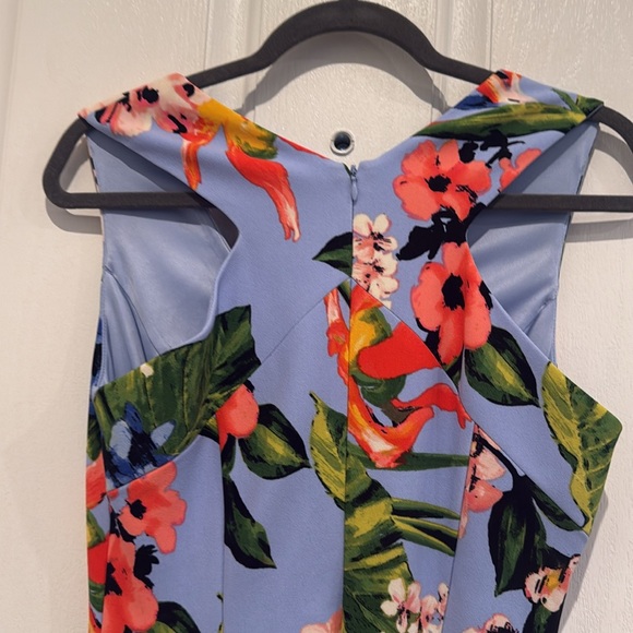 Vince Camuto floral dress - Picture 6 of 7